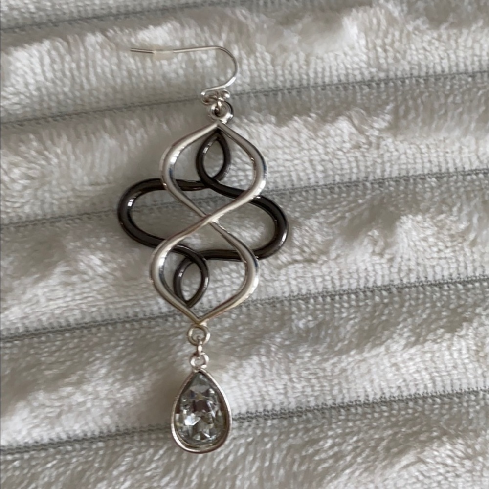 Earrings - Picture 2 of 2